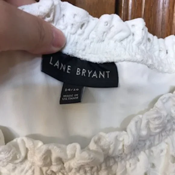 LANE BRYANT UEC Size 14/16 white cream high-low eyelet dress w/ belt - Picture 8 of 16